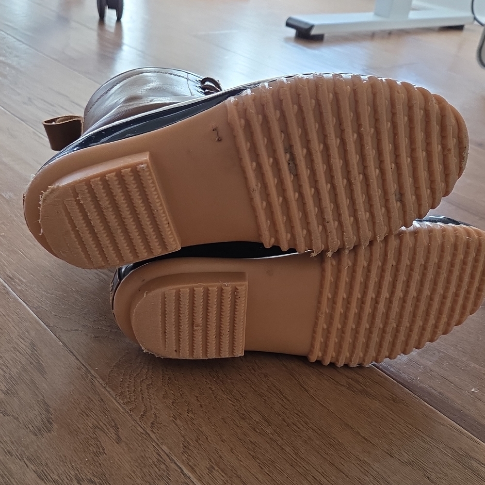 Brown and Black Duck Boots Kids - Lace Up Waterproof Style - Picture 3 of 7